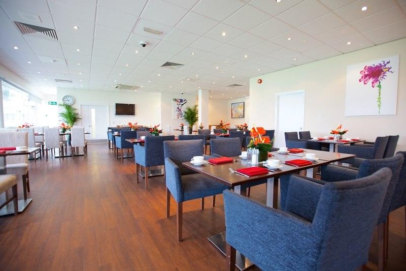 Montpellier club at the Oval