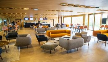 Prestige open bar hospitality package at the Prix de L’Arc de Triomphe